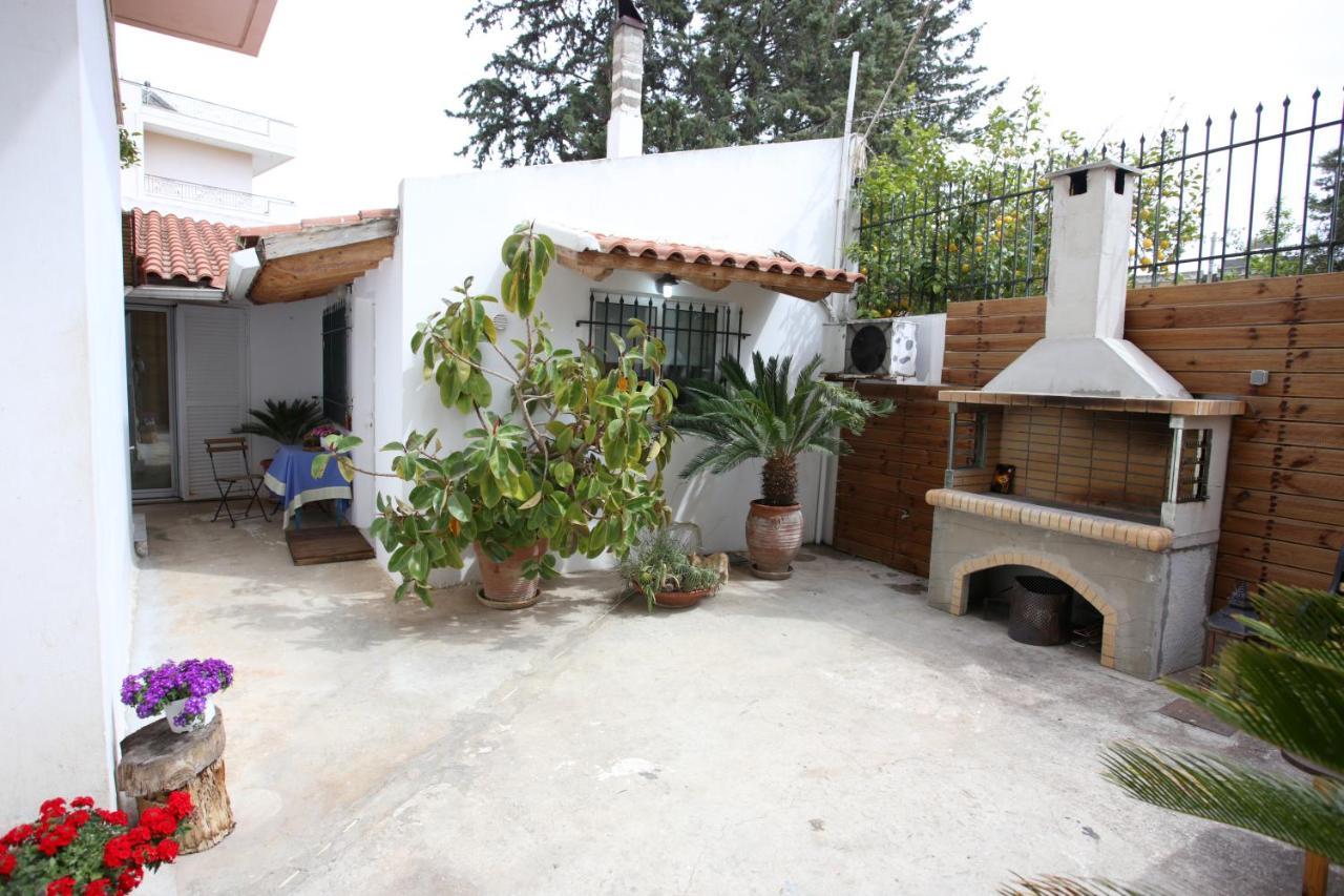 House Near The Athens Airport, Spata. ภายนอก รูปภาพ