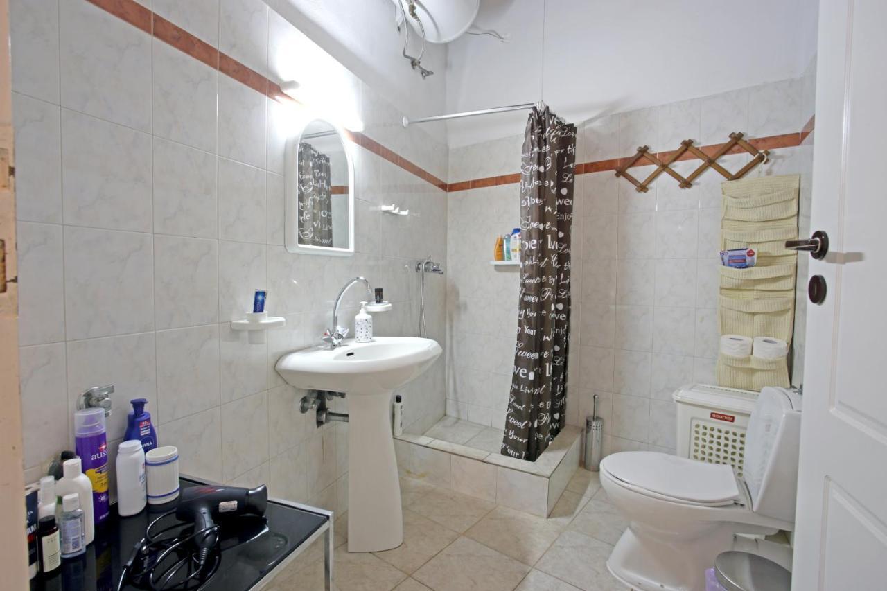 House Near The Athens Airport, Spata. ภายนอก รูปภาพ